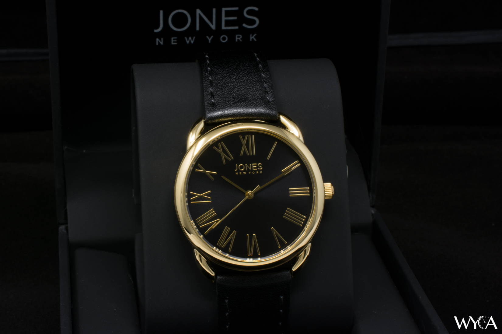 Reloj Jones New York de cuarzo para mujer.
