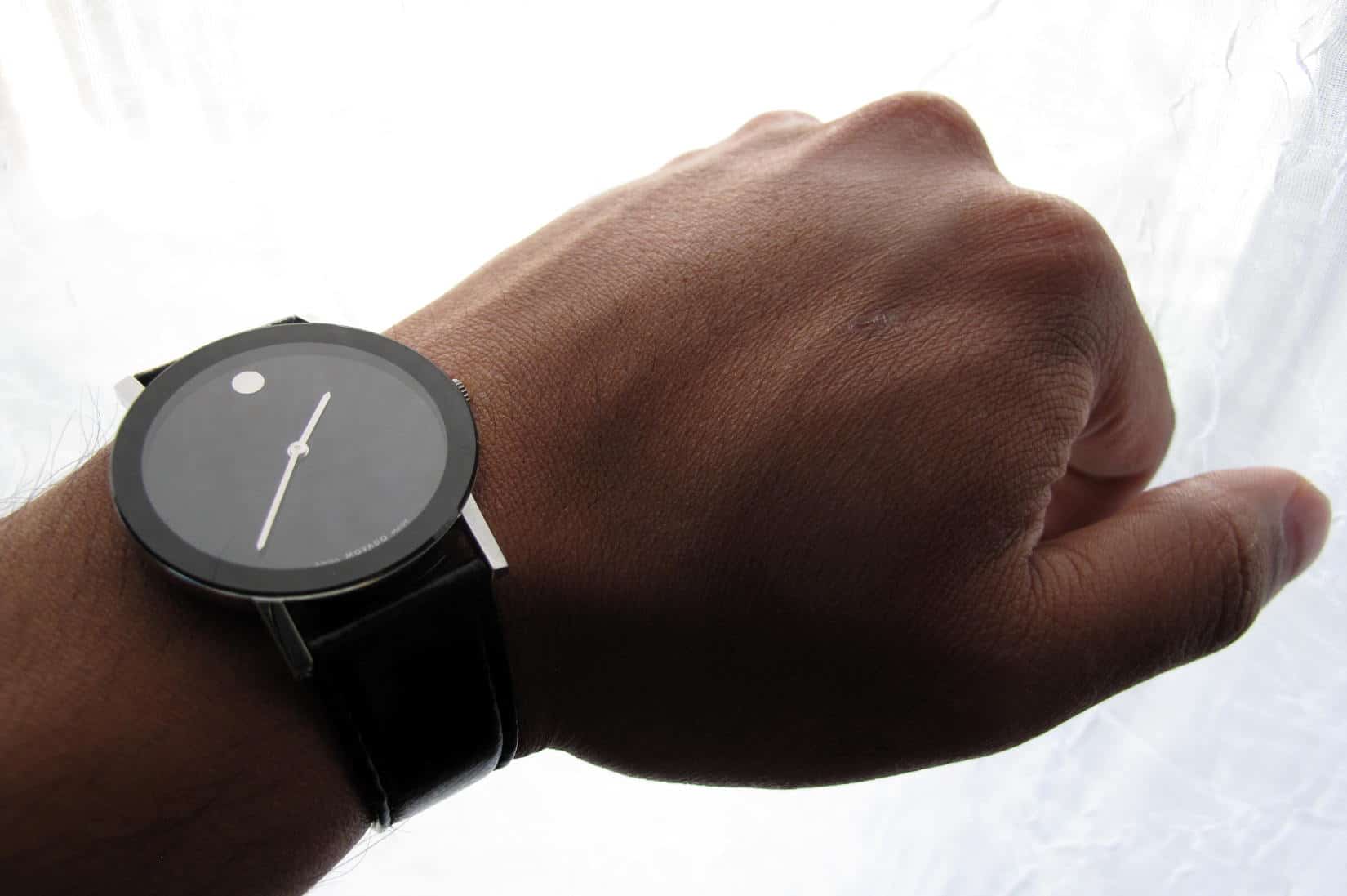 Reloj de cuarzo Movado M125 para hombre.