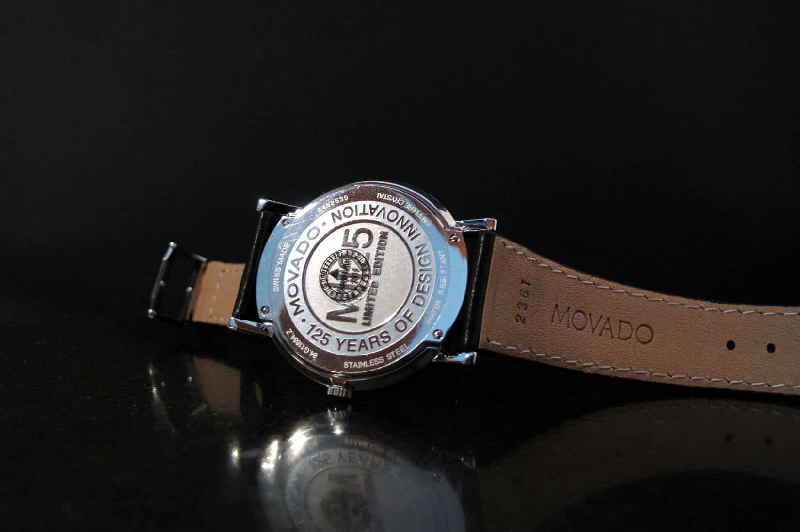 movado-m125-02