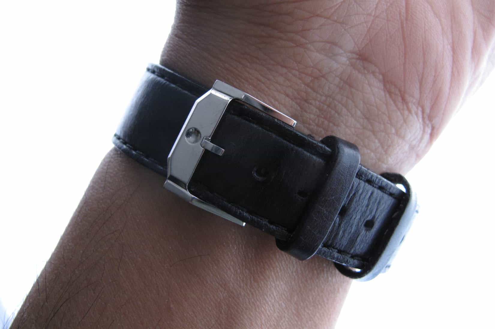 Reloj de cuarzo Movado M125 para hombre.