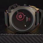 Reloj deportivo Shark Tawny en el lateral