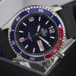 Orient Mako Rubber FEM65003DW se ve genial