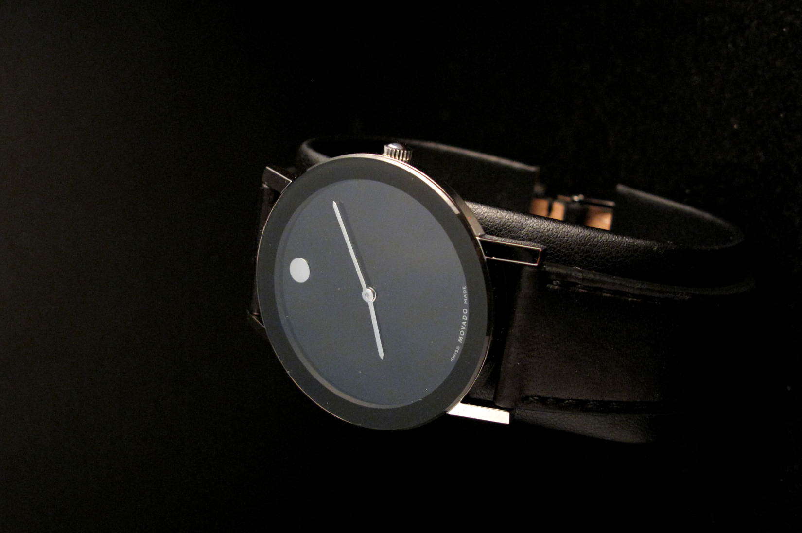 movado-m125-01